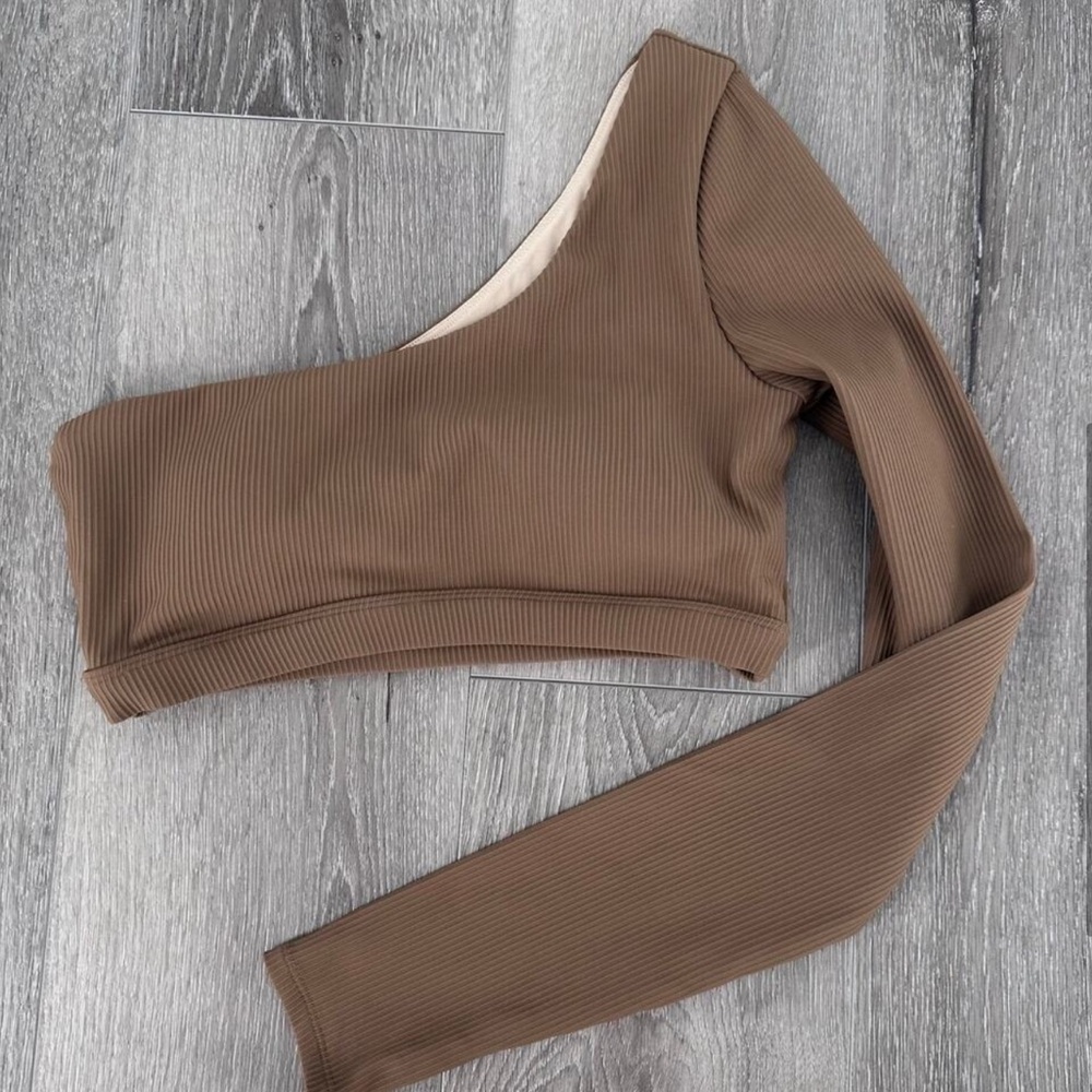 Nama Women’s Luxrib One Sleeve Long Sleeve Cropped Top In Sahara